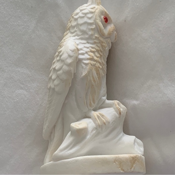 Alabastrite white Snow Owl with red eyes - Picture 12 of 13